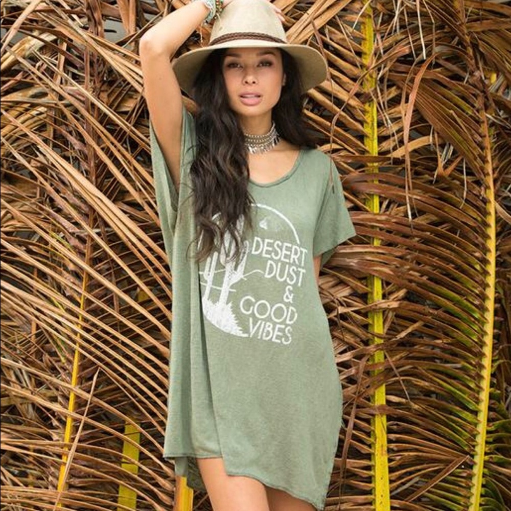 SURF GYPSY Oversized Slub Green Graphic Tee